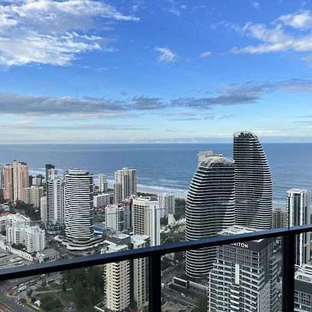 2 Bedroom Luxurious Family Apartment On 40Th Floor With Amazing Ocean Coastline Broadbeach Gold Coast Gc40 Buitenkant foto
