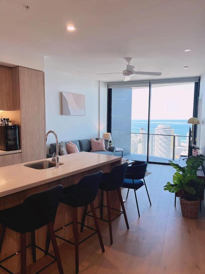 2 Bedroom Luxurious Family Apartment On 40Th Floor With Amazing Ocean Coastline Broadbeach Gold Coast Gc40 Buitenkant foto