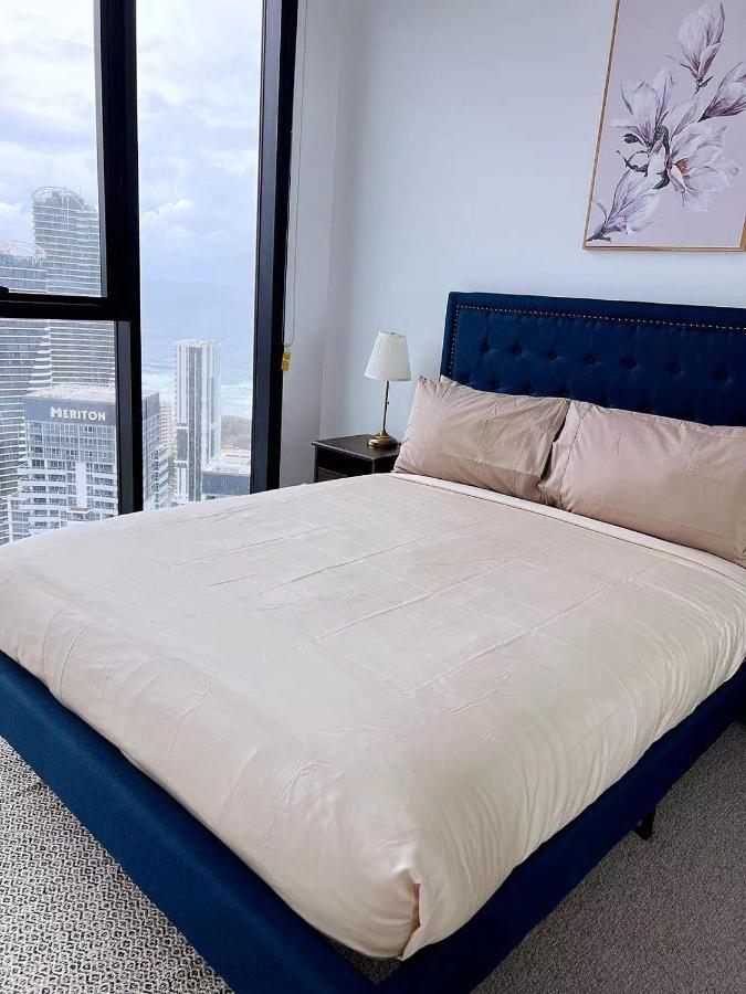 2 Bedroom Luxurious Family Apartment On 40Th Floor With Amazing Ocean Coastline Broadbeach Gold Coast Gc40 Buitenkant foto