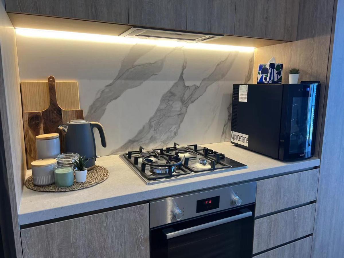2 Bedroom Luxurious Family Apartment On 40Th Floor With Amazing Ocean Coastline Broadbeach Gold Coast Gc40 Buitenkant foto