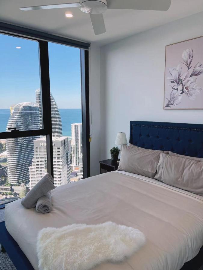 2 Bedroom Luxurious Family Apartment On 40Th Floor With Amazing Ocean Coastline Broadbeach Gold Coast Gc40 Buitenkant foto